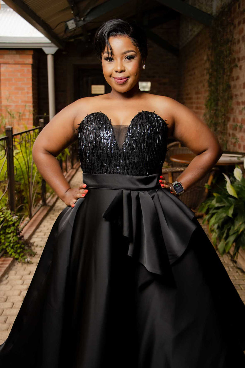 Qhawekazi Black Gown – QhawekaziStyles