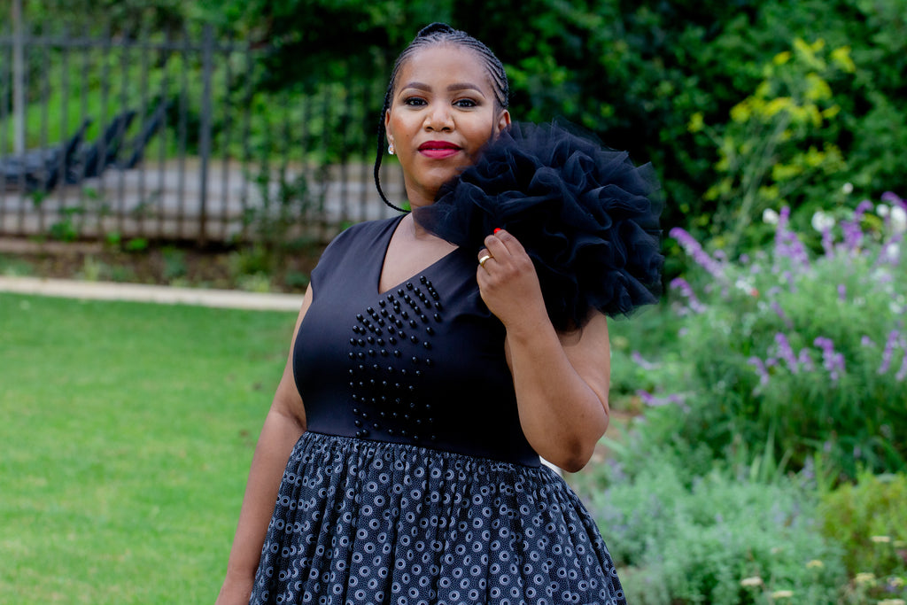 elegant shweshwe dress pictures Shining bright in her gorgeous #shweshwe dress